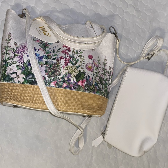 Straw & PU Floral Tote - Picture 4 of 5